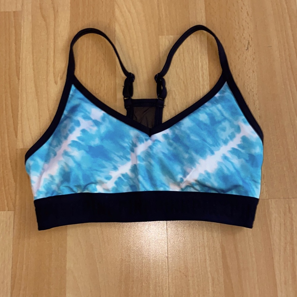 Victoria’s Secret PINK sports bra